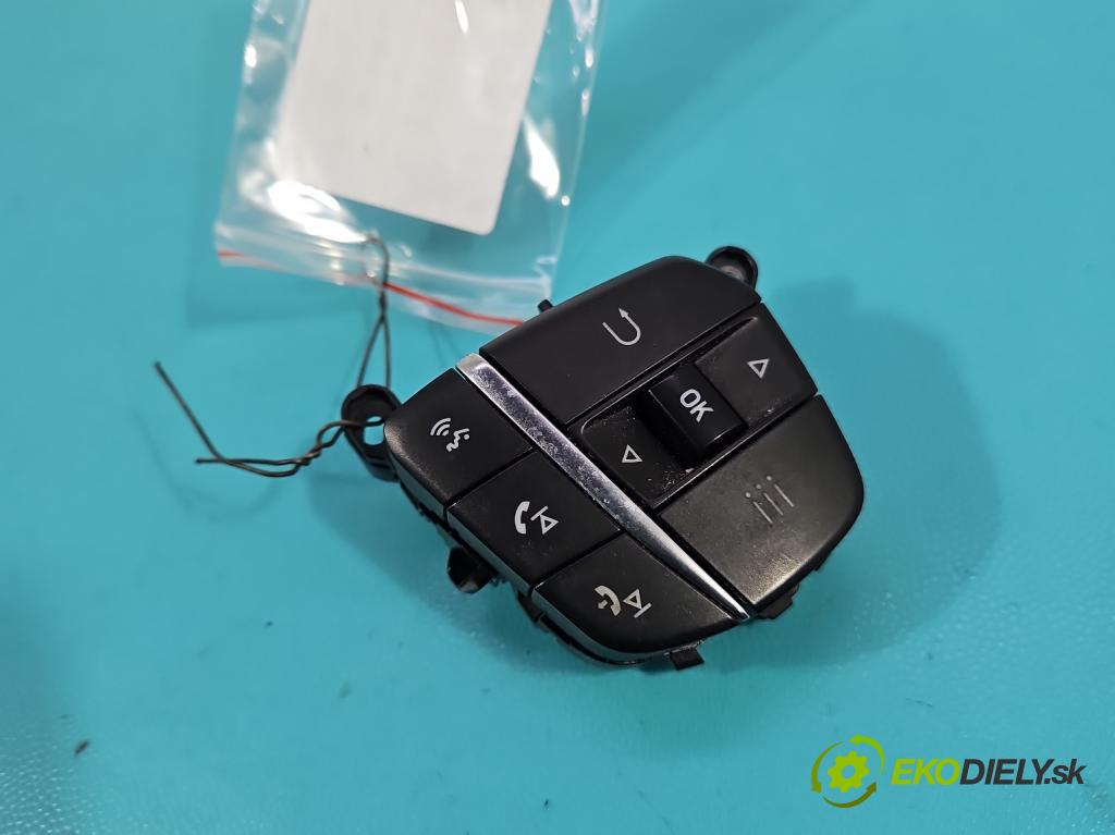Ford Focus Mk4 2018- 1.0 ecoboost 125 hp manual 92 kW 999 cm3 5- Přepínač multifunkční: řízení: H1BT-14K147-AB (Páčky pod volantem)