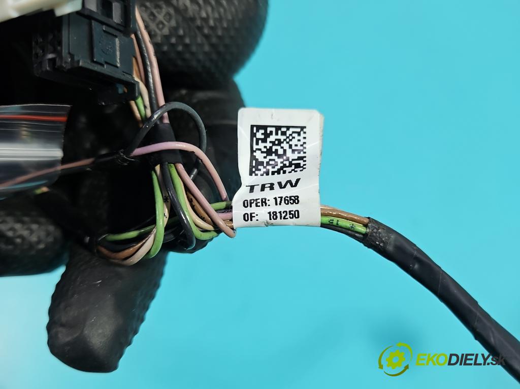 Ford Focus Mk4 2018- 1.0 ecoboost 125 HP manual 92 kW 999 cm3 5- Zväzok: ostatné 34247014C