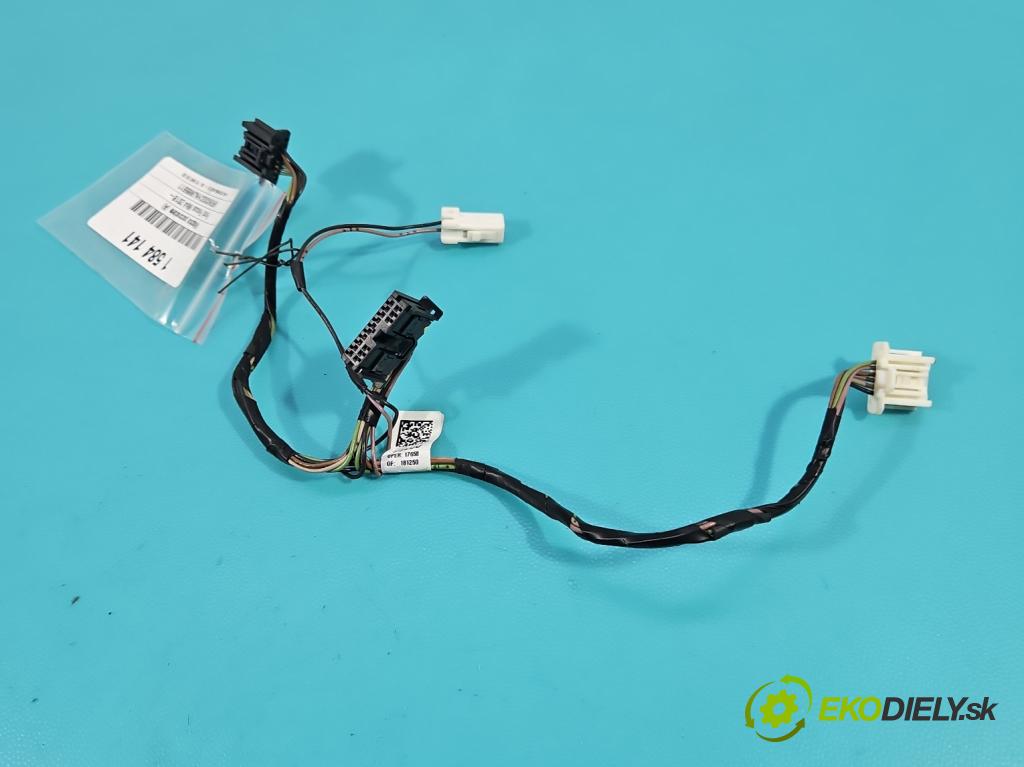 Ford Focus Mk4 2018- 1.0 ecoboost 125 HP manual 92 kW 999 cm3 5- Zväzok: ostatné 34247014C