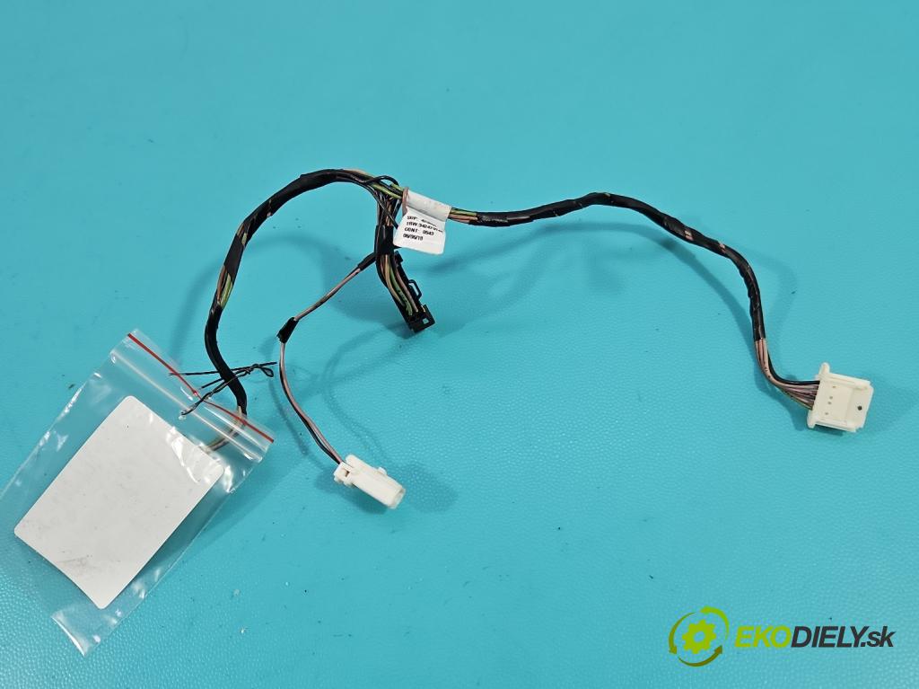 Ford Focus Mk4 2018- 1.0 ecoboost 125 HP manual 92 kW 999 cm3 5- Zväzok: ostatné 34247014C