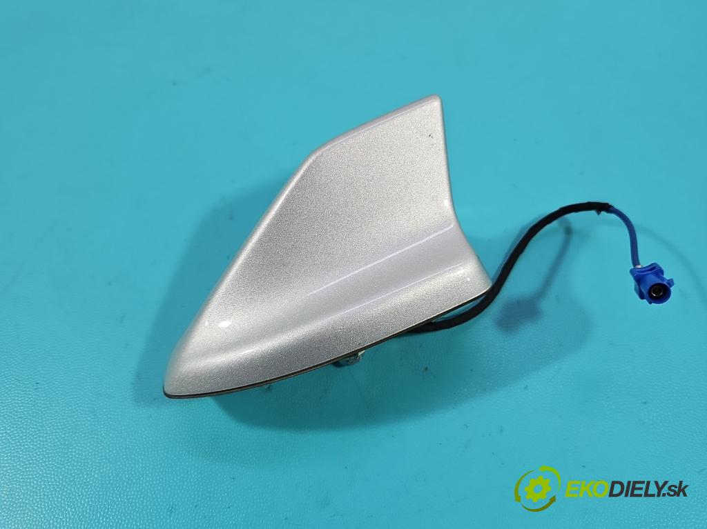 Ford Focus Mk4 2018- 1.0 ecoboost 125 HP manual 92 kW 999 cm3 5- Antena GR2T-19K351-AA