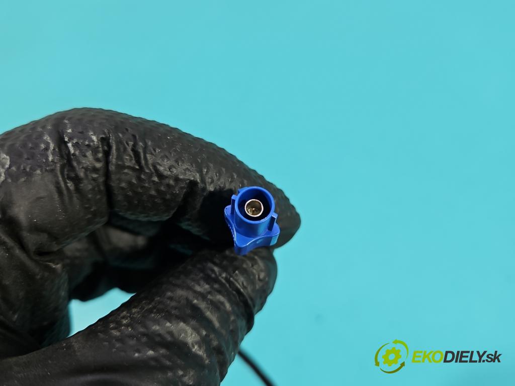 Ford Focus Mk4 2018- 1.0 ecoboost 125 HP manual 92 kW 999 cm3 5- Antena GR2T-19K351-AA