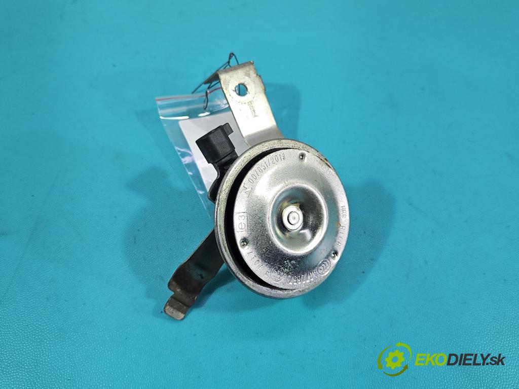 Ford Focus Mk4 2018- 1.0 ecoboost 125 HP manual 92 kW 999 cm3 5- Klakson: 