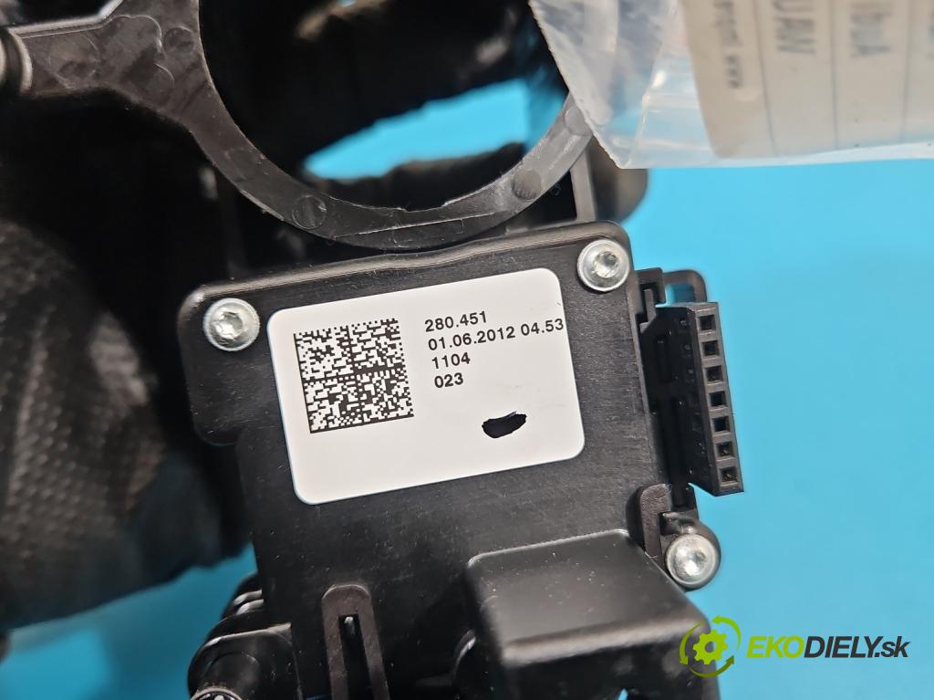 Audi A6 C7 2011-2018 2.0 tdi 177 HP automatic 130 kW 1968 cm3 5- prepínač komplex: 4G0953502D (Prepínacie páčky pod volantom)