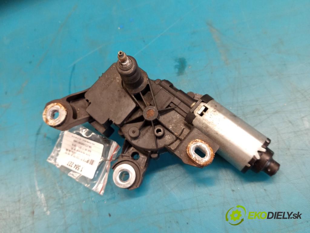 Audi A6 C7 2011-2018 2.0 tdi 177 HP automatic 130 kW 1968 cm3 5- motor stieračov zadné 4G9955711A