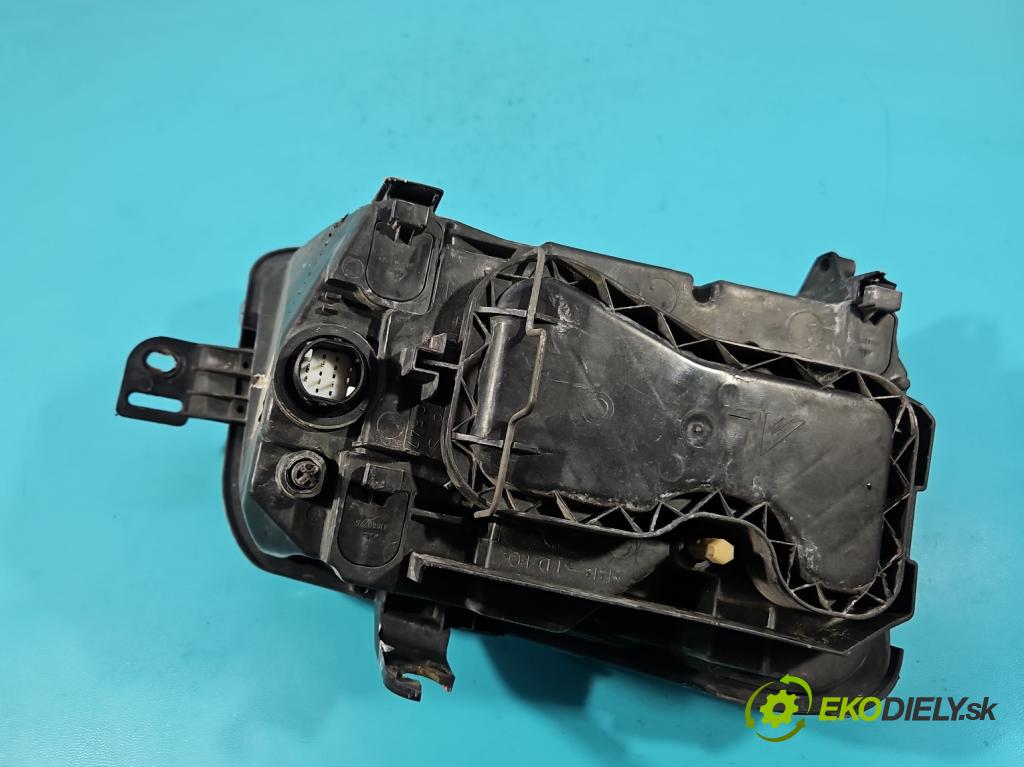 Fiat Panda II 2003-2012 1.1 8V 54 HP manual 40 kW 1108 cm3 5- Reflektor: ľavý  (Kľučka dverí ostatné)