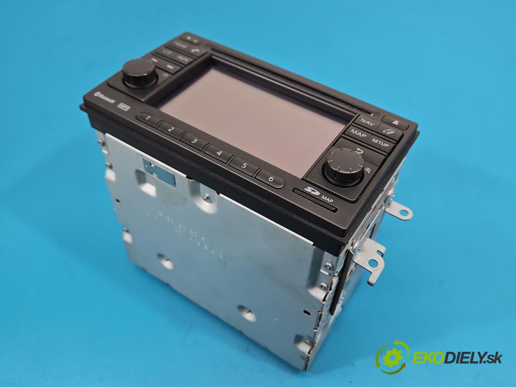 Nissan Qashqai I J10 2006-2013 1.6 16V 114 HP manual 84 kW 1598 cm3 5- Radio originál 25915BH10C
