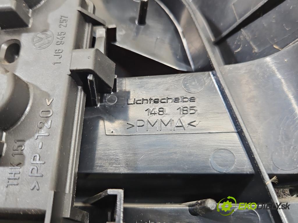 Vw Golf IV 1997-2003 1.9 tdi 101 HP manual 74 kW 1896 cm3 5- svetlo / reflektor zadné ľavé 1J6945257 (Kľučka dverí ostatné)