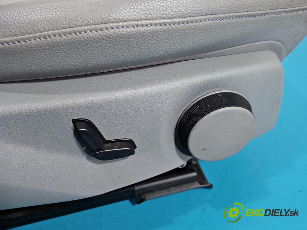 Mercedes C W204 2007-2014 2.2 CDI 136 HP manual 100 kW 2148 cm3 4- Sedačka pravý  (Sedadlo)