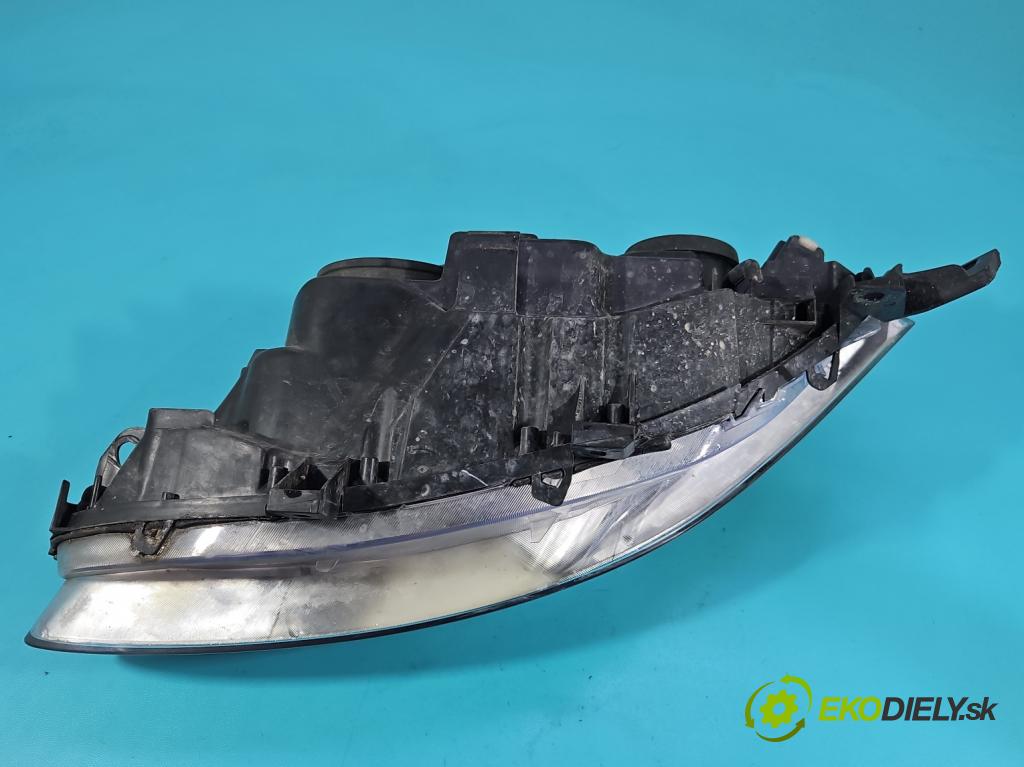 Fiat Bravo II 2007-2014 1.6 jtd 120 HP manual 88 kW 1598 cm3 5- Reflektor: pravý  (Svetlo predné pravé)