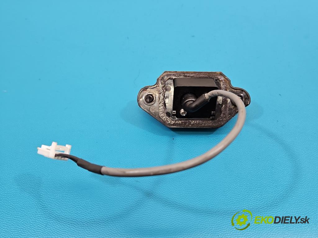 Nissan Qashqai I J10 2006-2013 1.6 16V 114 HP manual 84 kW 1598 cm3 5- Kamera cúvania 28442-EY00A
