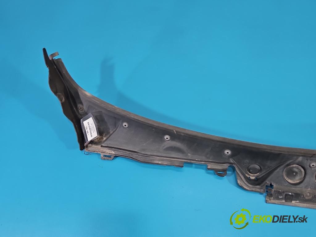 Bmw 3 F30 2011-2018 2.0d 184hp automatic 135 kW 1995 cm3 5- torpédo 7258177 (Torpédo (plast pod čelným sklom))