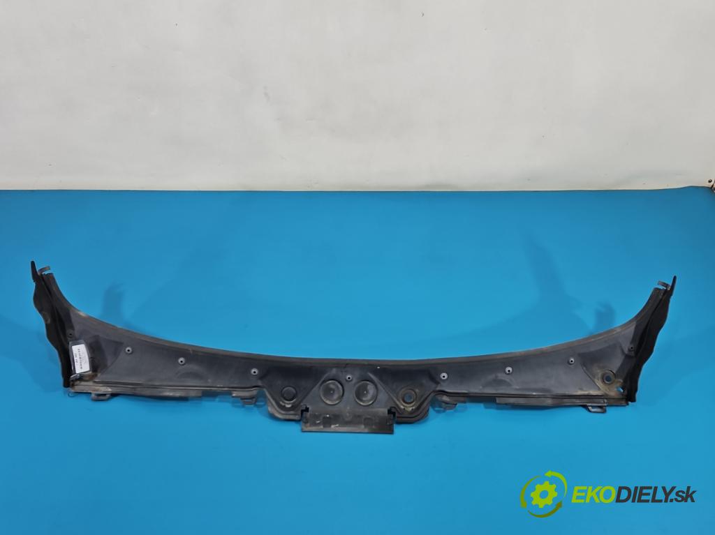 Bmw 3 F30 2011-2018 2.0d 184hp automatic 135 kW 1995 cm3 5- torpédo 7258177 (Torpédo (plast pod čelným sklom))