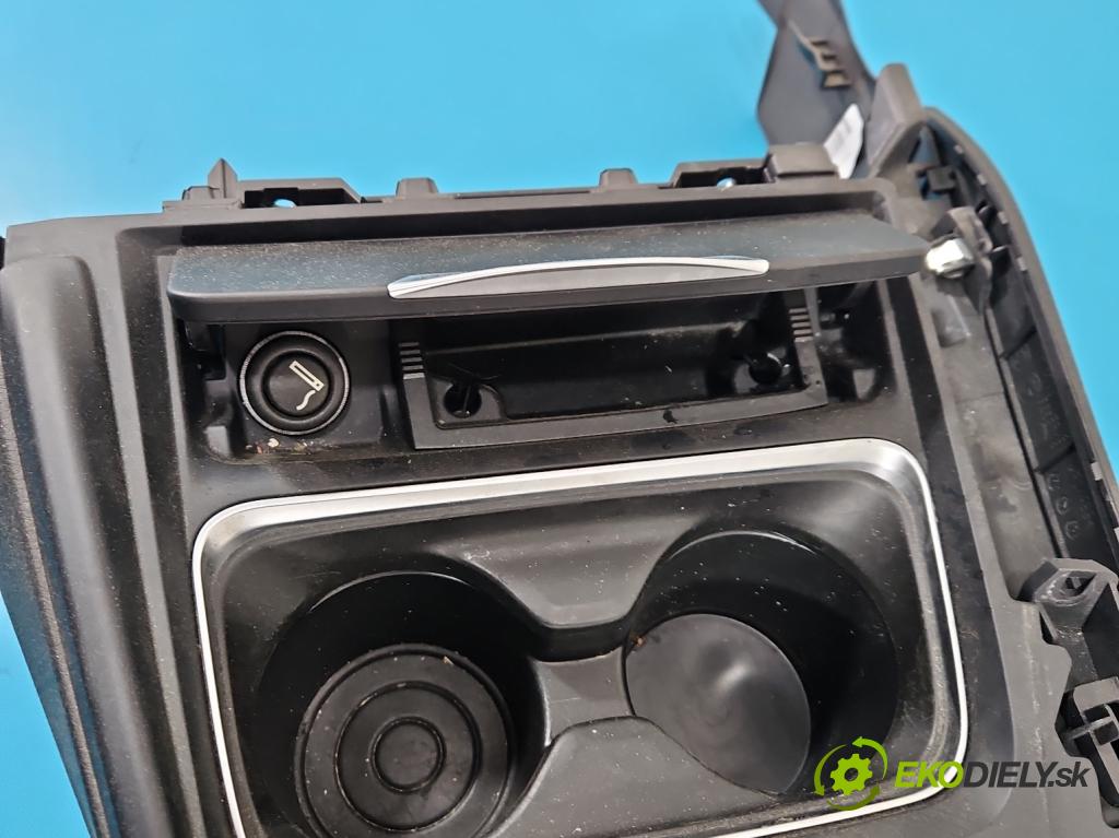 Bmw 3 F30 2011-2018 2.0d 184hp automatic 135 kW 1995 cm3 5- operadlo 9235473 (Lakťová opierka)