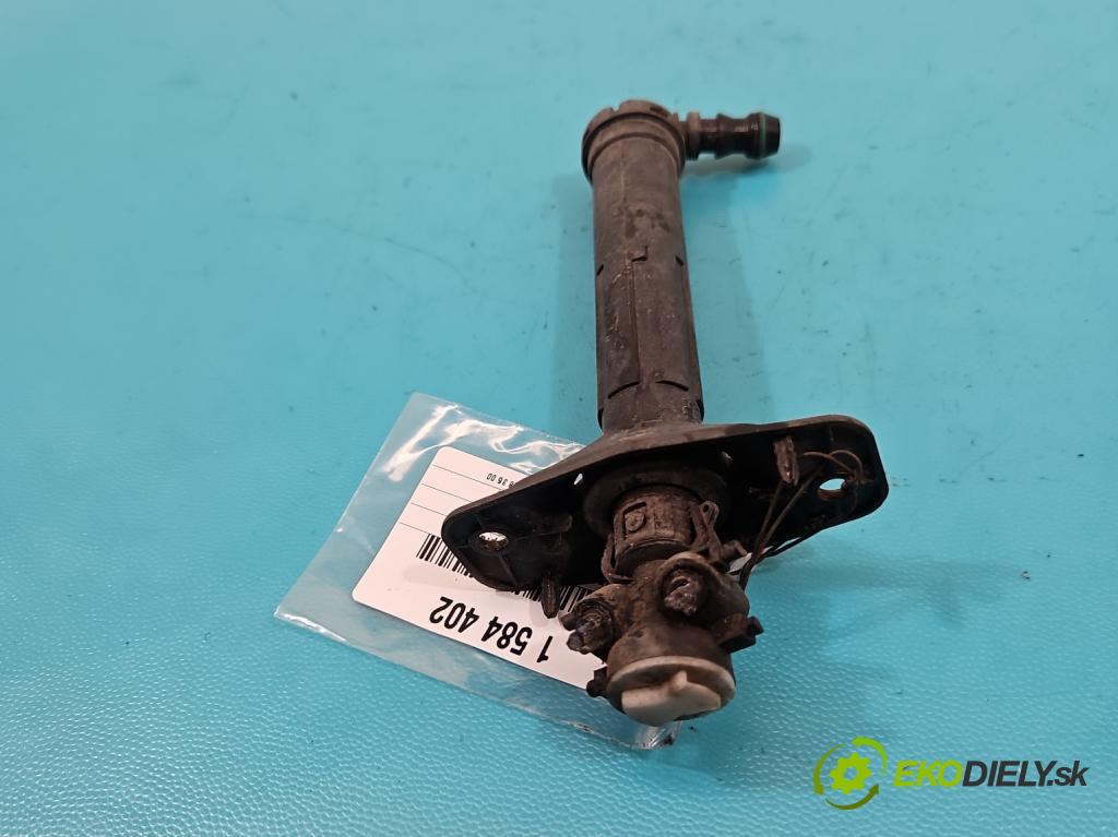 Audi A6 C7 2011-2018 2.0 tdi 177 HP automatic 130 kW 1968 cm3 5- ostrekovač reflektor: pravý 4G0955102