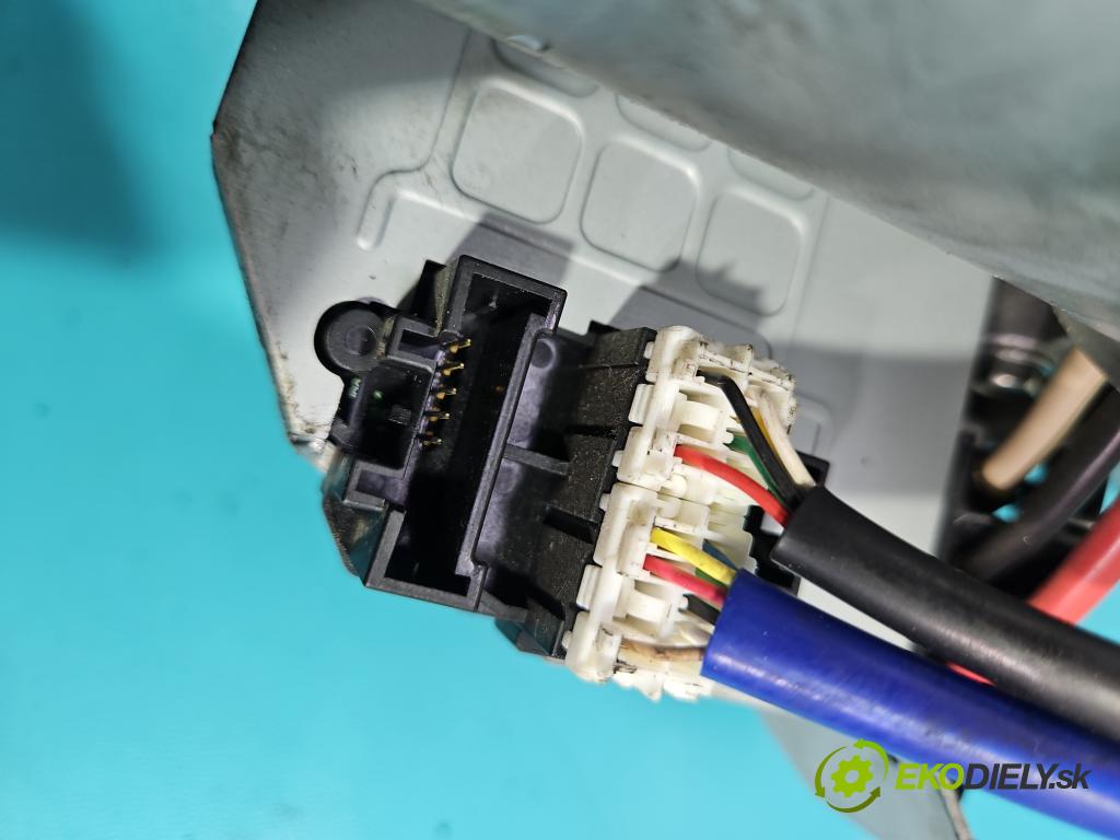Nissan Qashqai I J10 2006-2013 1.6 16V 114 HP manual 84 kW 1598 cm3 5- čerpadlo posilovač 48810BR60A (Servočerpadlo)