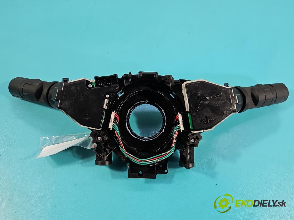 Nissan Qashqai I J10 2006-2013 1.6 16V 114 HP manual 84 kW 1598 cm3 5- prepínač komplex: 25560BT25A (Prepínacie páčky pod volantom)