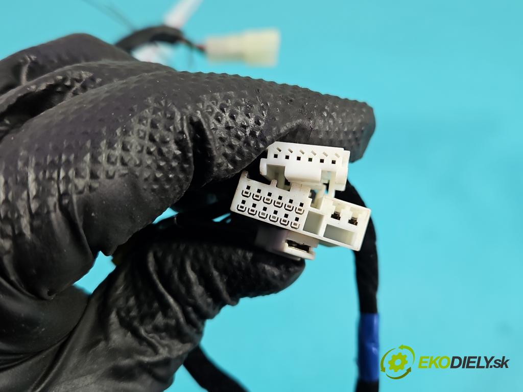 Kia Niro I 2016-2022 1.6 GDI 105 HP automatic 77 kW 1580 cm3 5- Zväzok: ostatné 56190-G5200