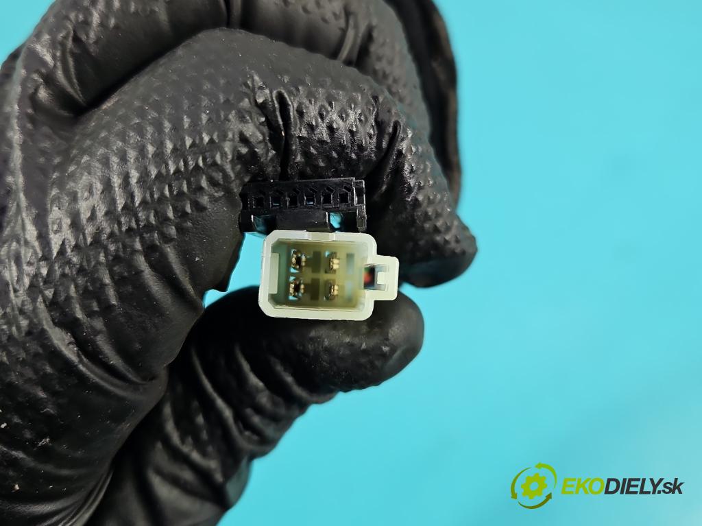 Kia Niro I 2016-2022 1.6 GDI 105 HP automatic 77 kW 1580 cm3 5- Zväzok: ostatné 56190-G5200