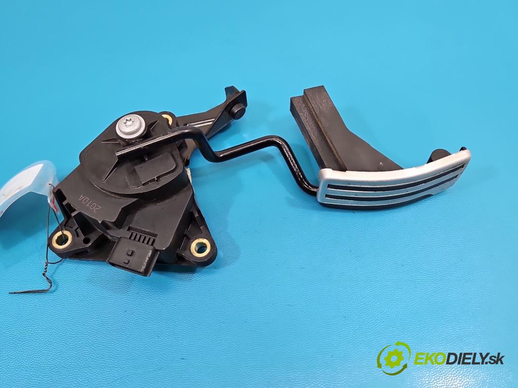 Nissan Qashqai I J10 2006-2013 1.6 16V 114 HP manual 84 kW 1598 cm3 5- pedal plyn potenciometr: