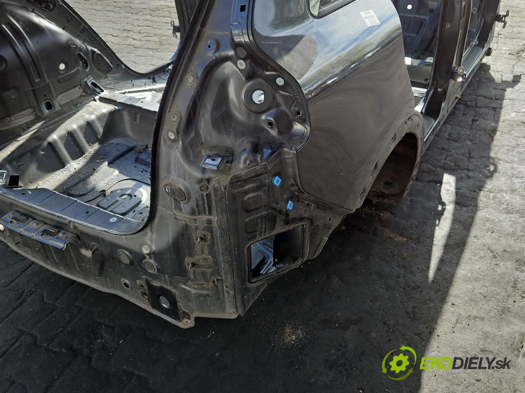 Kia Niro I 2016-2022 1.6 GDI 105 HP automatic 77 kW 1580 cm3 5- blatník zadné pravý