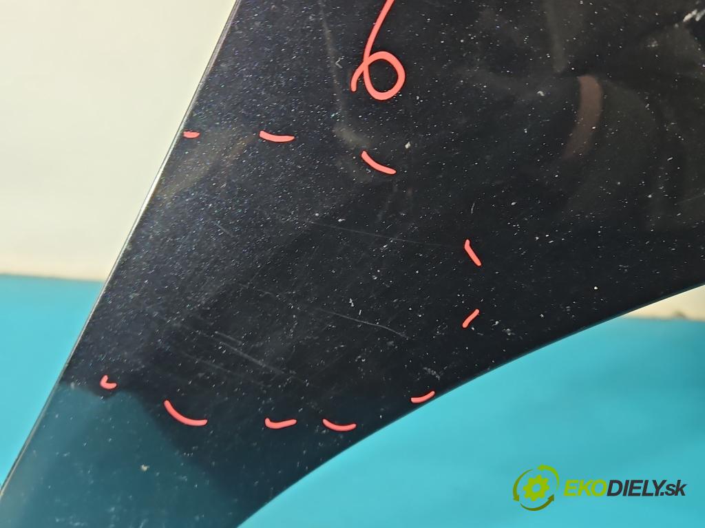 Toyota Verso 2009-2018 2.0 D4D 125 HP manual 92 kW 1998 cm3 5- blatník predné pravý  (Kľučka dverí ostatné)