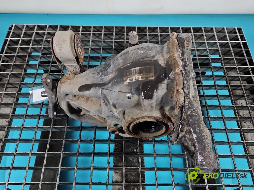 Mercedes C W204 2007-2014 2.2 CDI 136 HP manual 100 kW 2148 cm3 4- Most: zadní: 2043501714