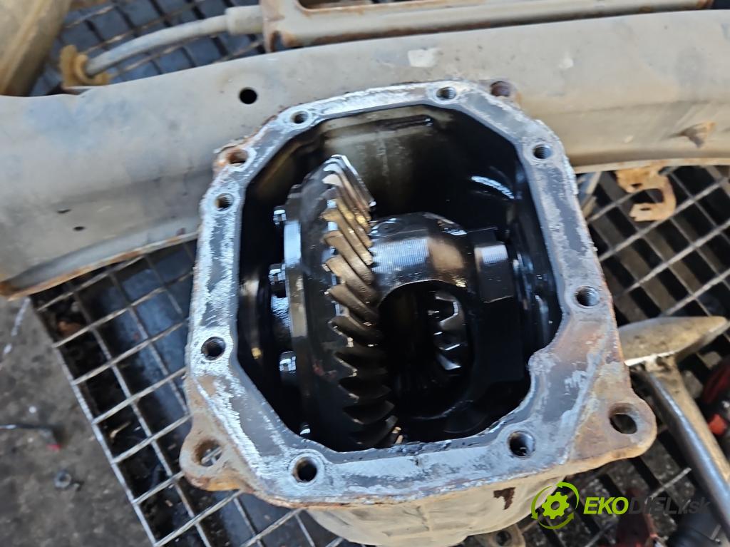 Mercedes C W204 2007-2014 2.2 CDI 136 HP manual 100 kW 2148 cm3 4- Most: zadní: 2043501714