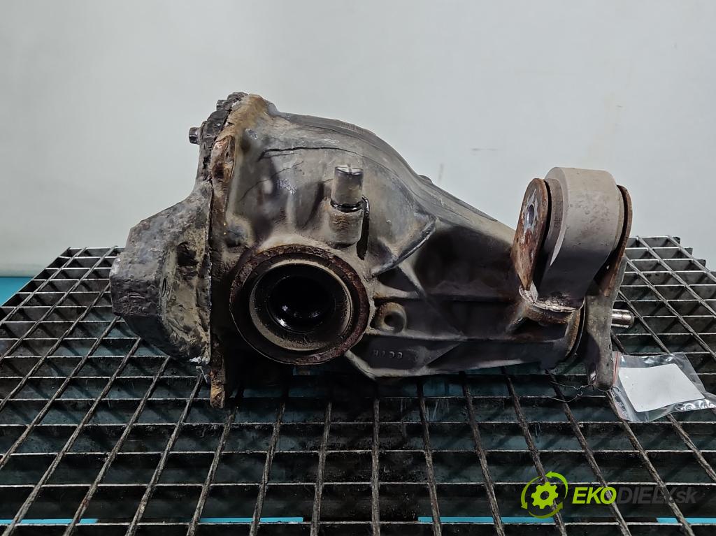 Mercedes C W204 2007-2014 2.2 CDI 136 HP manual 100 kW 2148 cm3 4- Most: zadní: 2043501714