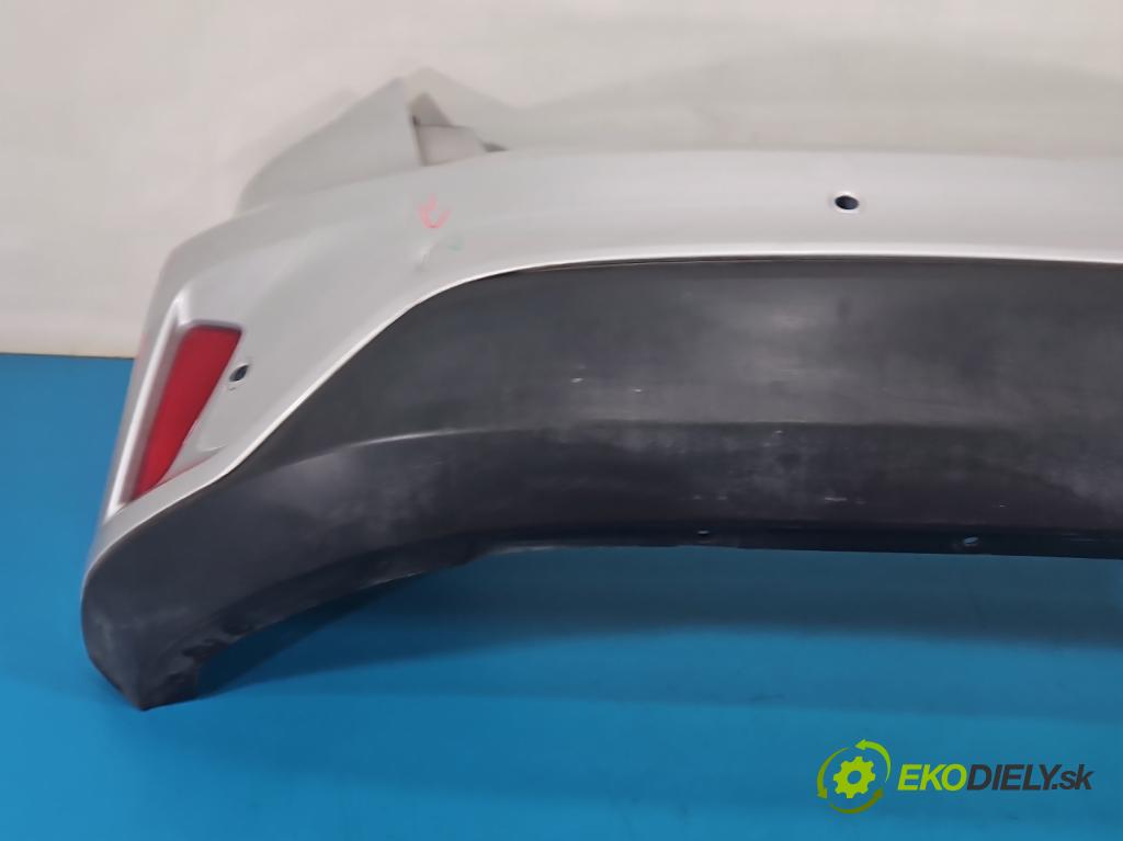 Ford Focus Mk4 2018- 1.0 ecoboost 125 HP manual 92 kW 999 cm3 5- nárazník zadné  (Kľučka dverí ostatné)