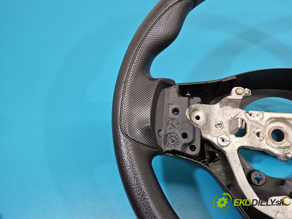 Toyota Auris II 2012-2018 1.6 16V 132  HP manual 97 kW 1598 cm3 5- volant  (Volant)