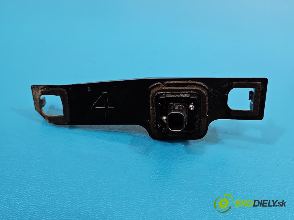 Toyota Verso 2009-2018 2.0 D4D 125 hp manual 92 kW 1998 cm3 5- Kamera cúvaní 86790-64051