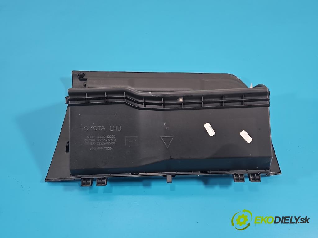 Toyota Auris II 2012-2018 1.6 16V 132 hp manual 97 kW 1598 cm3 5- kastlík 55550-02290