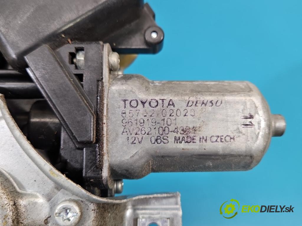 Toyota Auris II 2012-2018 1.6 16V 132 hp manual 97 kW 1598 cm3 5- mechanismus stahování přední levý 85720-02