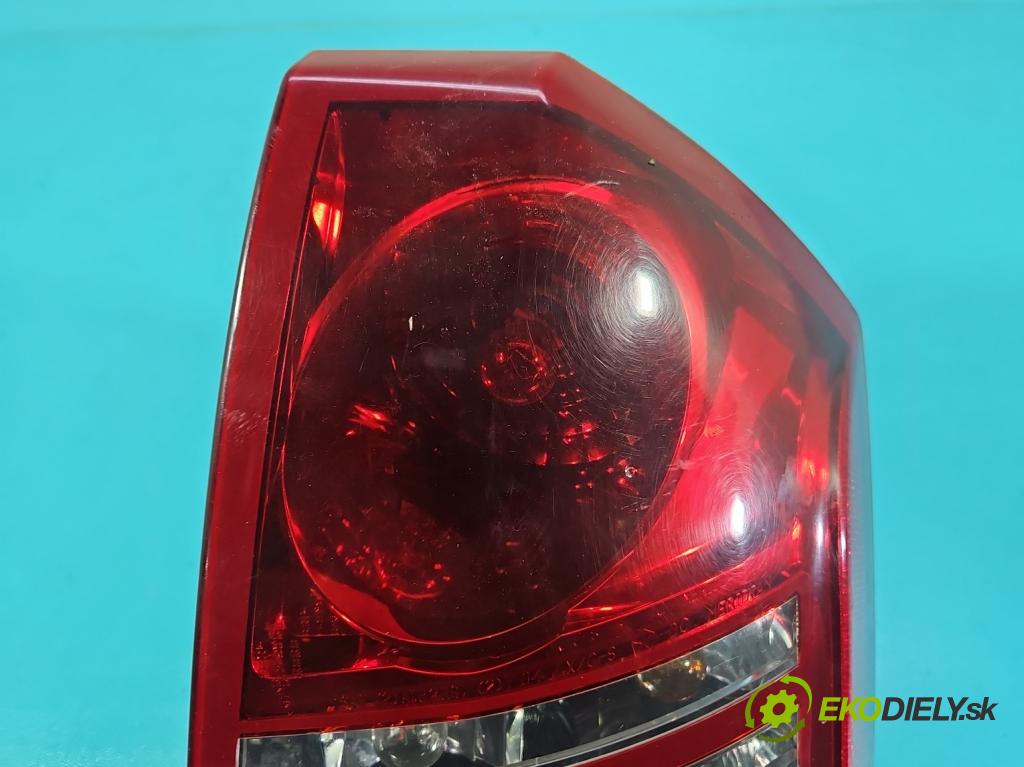 Chrysler 300c 3.0 CRD 218 HP automatic 160 kW 2987 cm3 4- svetlo / reflektor zadné pravé 04805854 (Kľučka dverí ostatné)