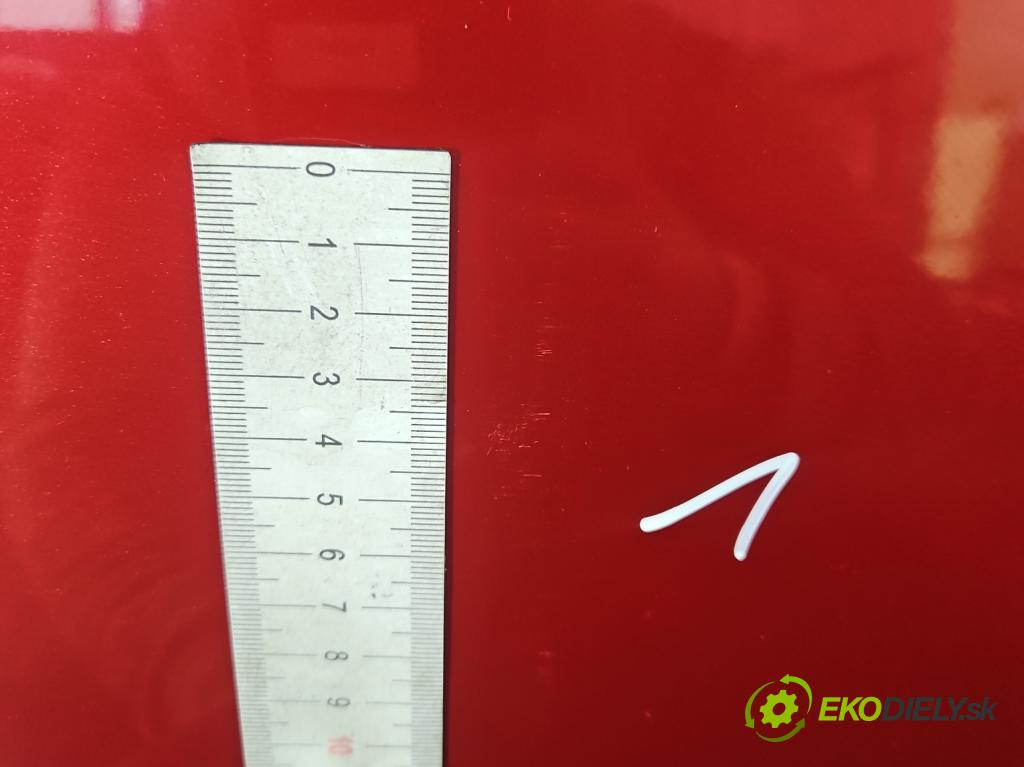 Toyota Auris II 2012-2018 1.6 16V 132  HP manual 97 kW 1598 cm3 5- dvere zadné ľavé  (Kľučka dverí ostatné)