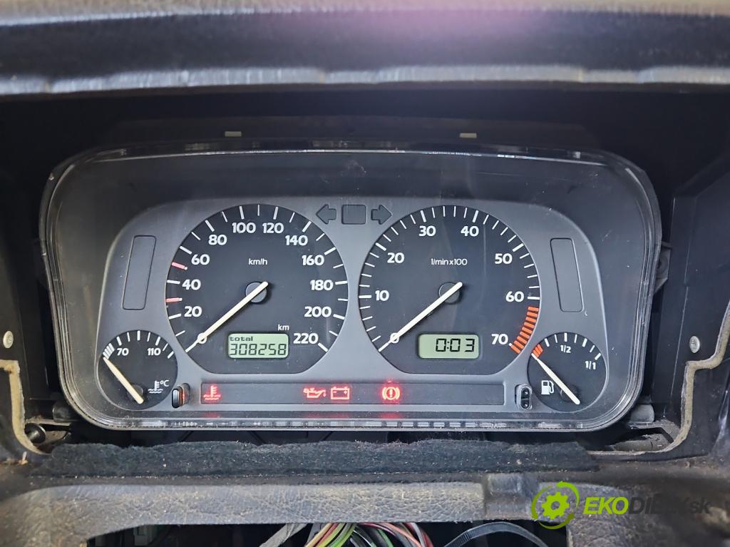 Vw Golf III 1991-1998 1.8 8V 75 hp automatic 55 kW 1781 cm3 5- Přístrojová deska 1H0919860D (Přístrojová deska)