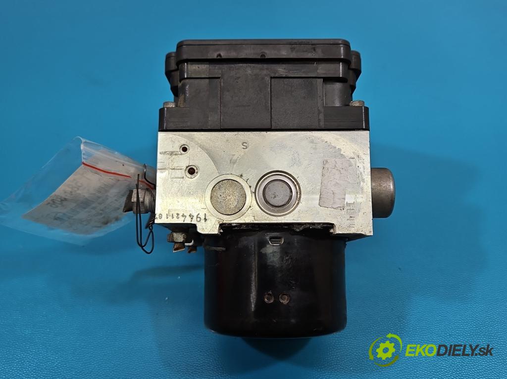 Mercedes C W204 2007-2014 2.2 CDI 136 HP manual 100 kW 2148 cm3 4- čerpadlo abs A2044310412 (Pumpa ABS)
