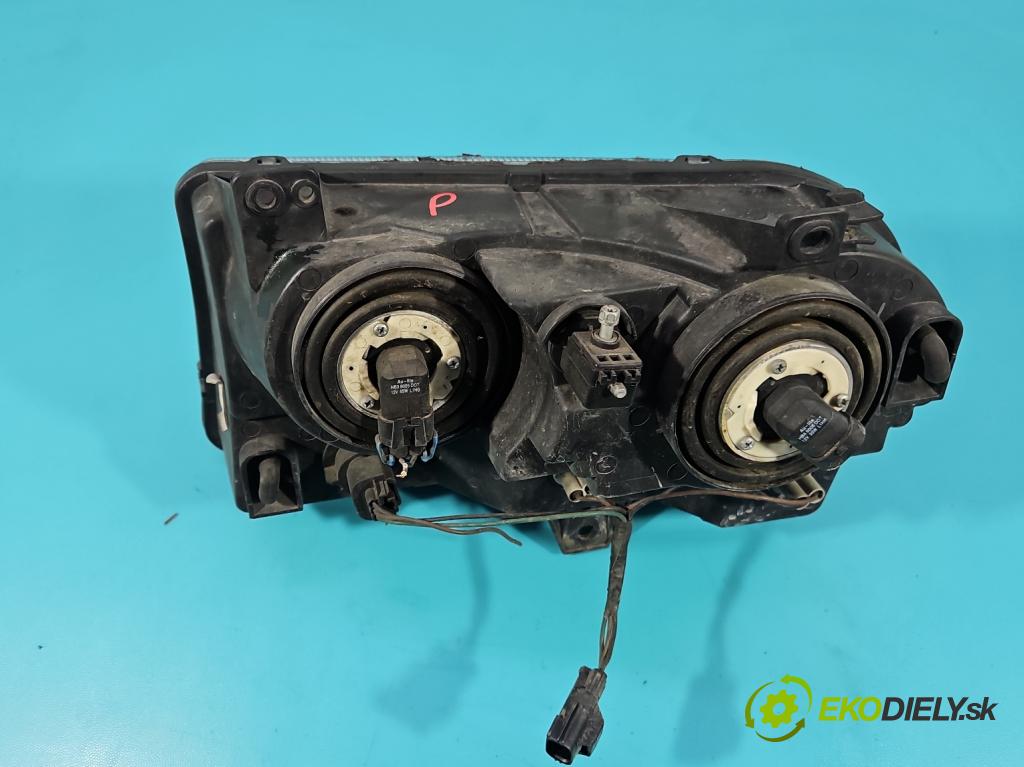 Chrysler 300c 3.0 CRD 218 HP automatic 160 kW 2987 cm3 4- Reflektor: pravý 4600250599 (Svetlo predné pravé)