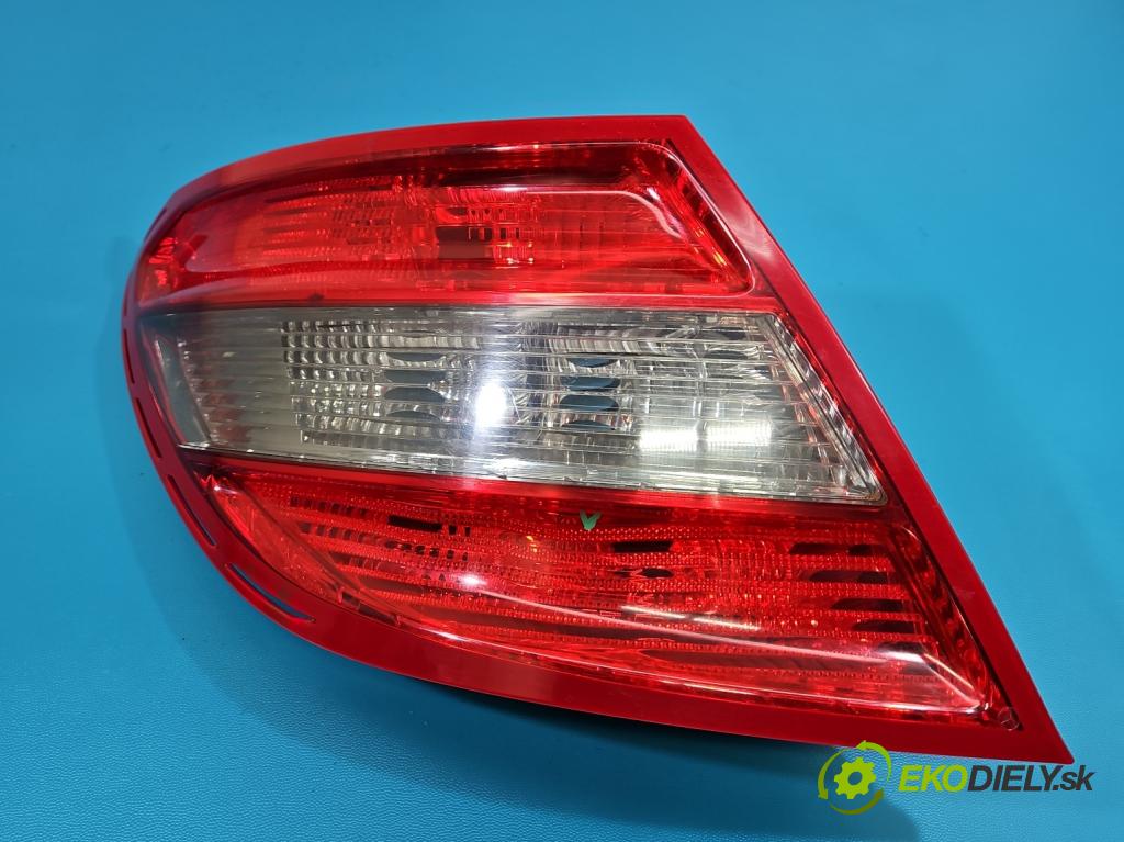 Mercedes C W204 2007-2014 2.2 CDI 136hp manual 100 kW 2148 cm3 4- světlo zadní levé blatník: 2048202964