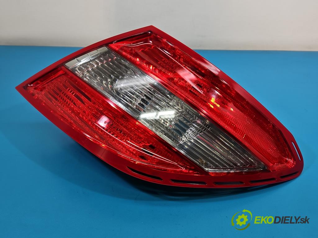 Mercedes C W204 2007-2014 2.2 CDI 136hp manual 100 kW 2148 cm3 4- světlo zadní pravé A2048203064 (Klika dveří ostatní)