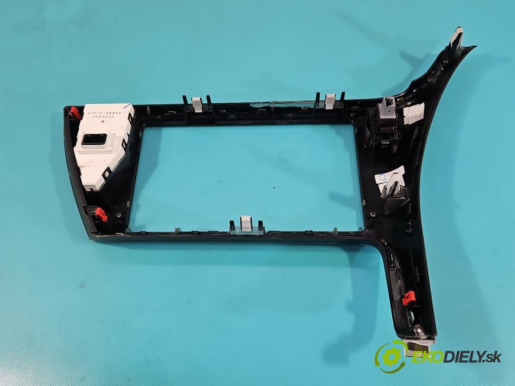 Toyota Auris II 2012-2018 1.6 16V 132  HP manual 97 kW 1598 cm3 5- Rám: rádio: 83910-02200
