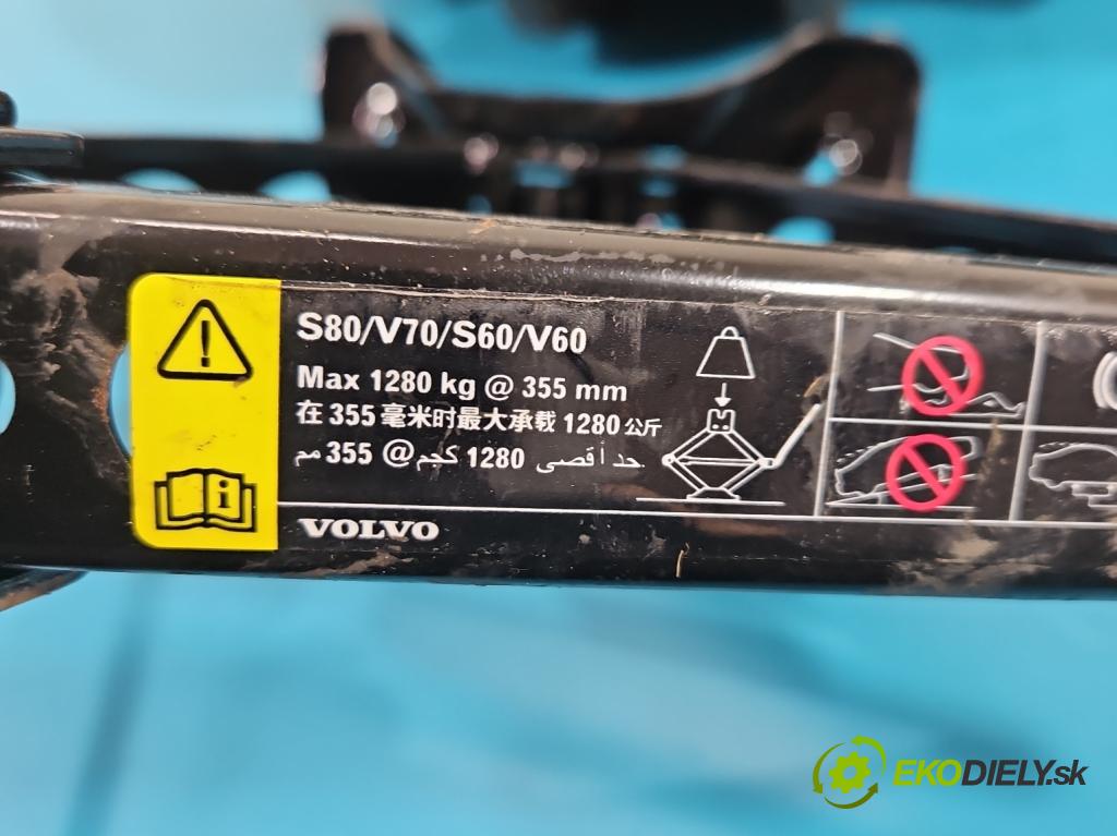 Volvo V70 III 2007-2016 2.0 D4 181KM manual 133 kW 1969 cm3 5- mechanizmus okna automobilovy 31381619