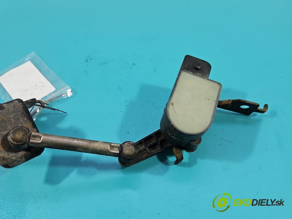Nissan Qashqai I J10 2006-2013 1.6 16V 114 HP manual 84 kW 1598 cm3 5- snímač nastavenia xenon 53812-89900 (Snímač)
