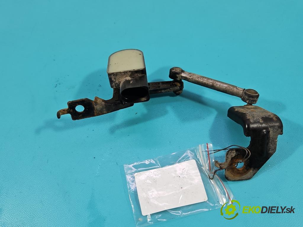 Nissan Qashqai I J10 2006-2013 1.6 16V 114 HP manual 84 kW 1598 cm3 5- snímač nastavenia xenon 53812-89900 (Snímač)