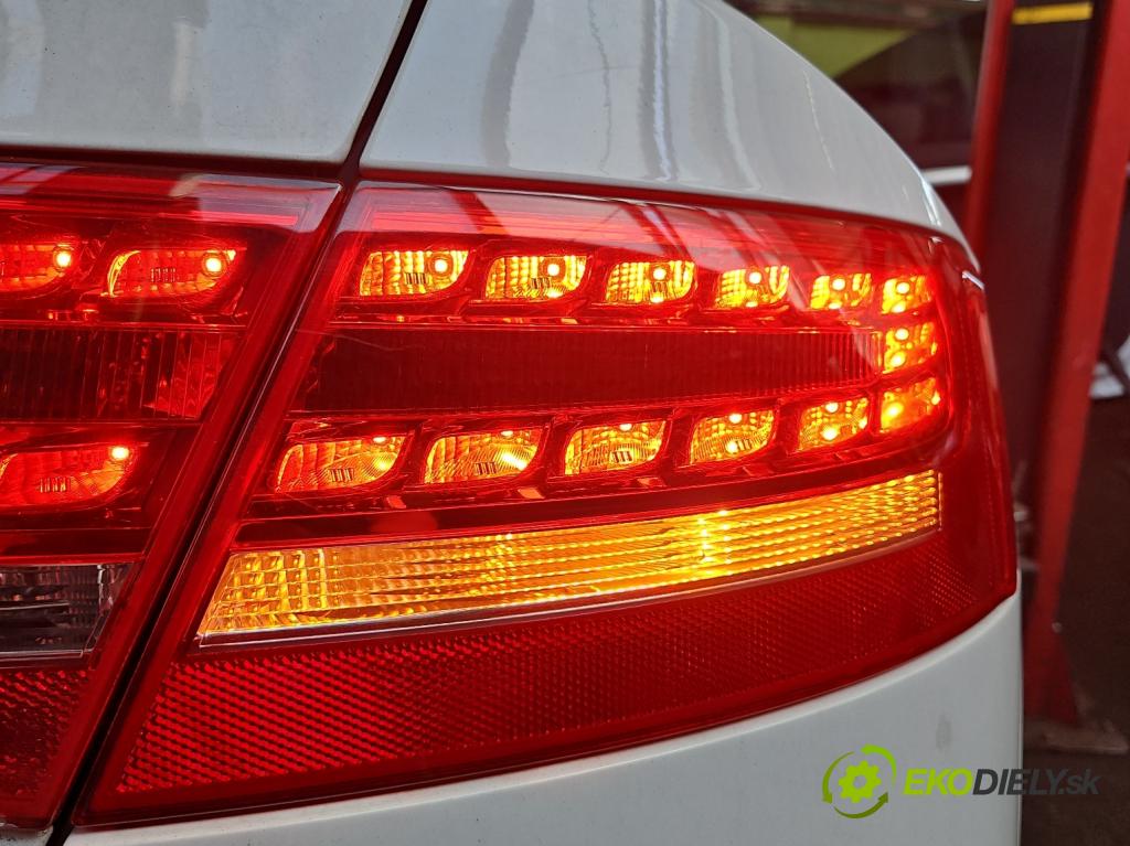 Audi A5 8T 2007-2016 2.0 TFSI 211KM automatic 155 kW 1984 cm3 2- svetlo / reflektor zadné pravé 8T0945096E (Kľučka dverí ostatné)