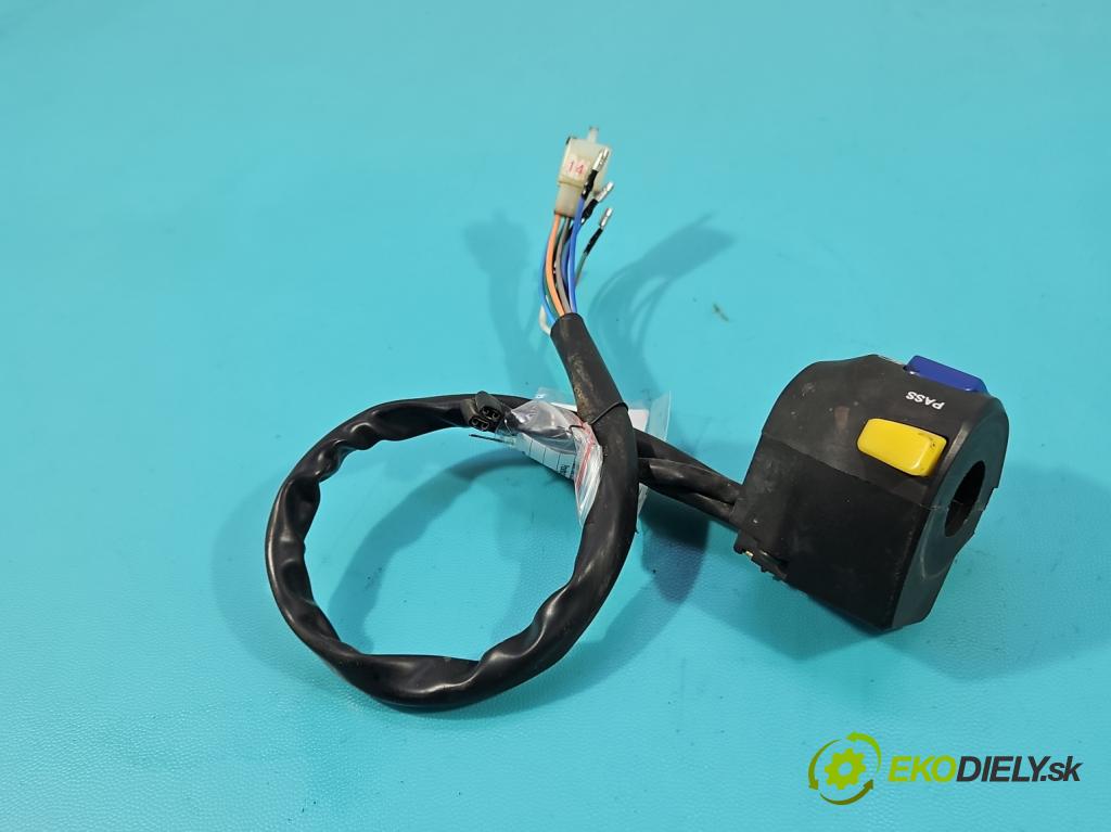 Motorower Romet 0.0 4KM manual 2.81 kW 48 cm3 2- prepínač světla: na doska: