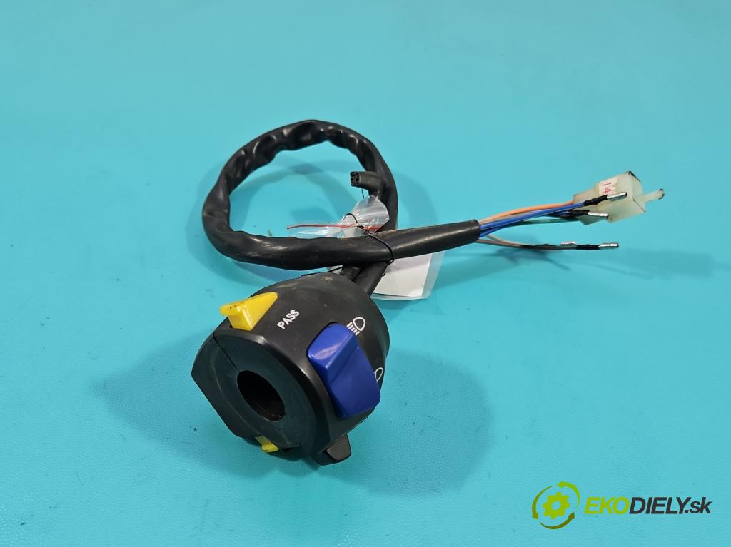 Motorower Romet 0.0 4KM manual 2.81 kW 48 cm3 2- prepínač světla: na doska: