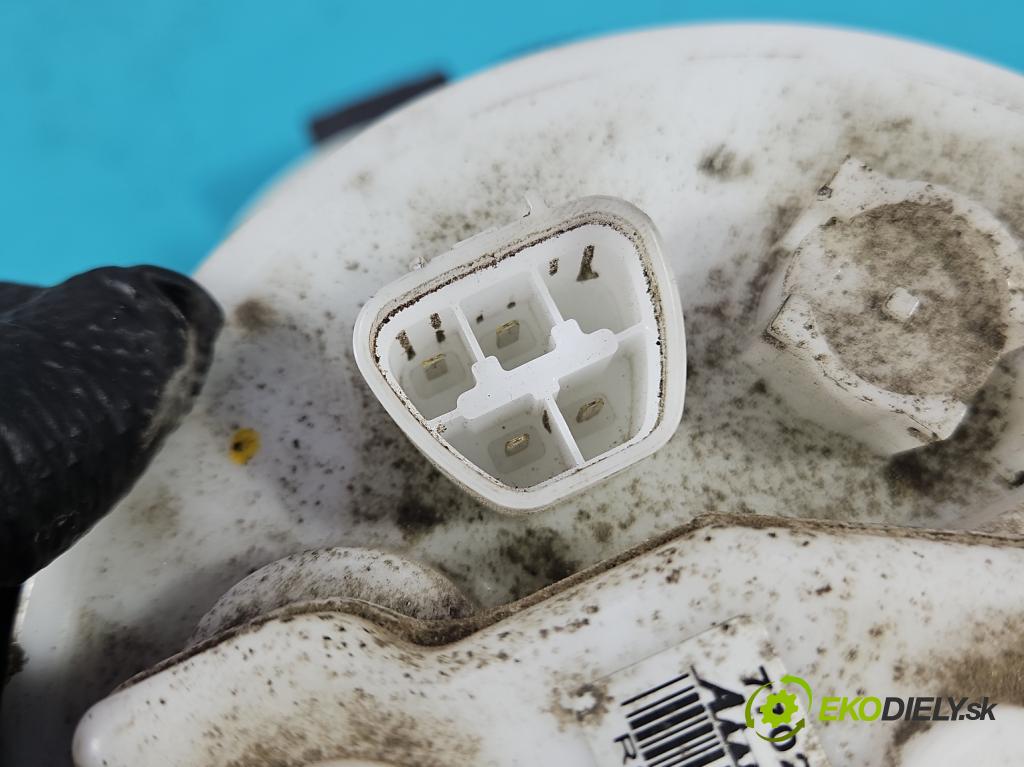 Toyota Auris II 2012-2018 1.6 16V 132  HP manual 97 kW 1598 cm3 5- čerpadlo palivo 77020-02472