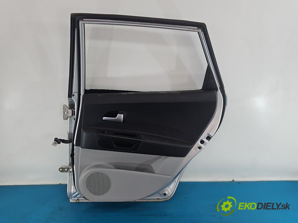Kia Ceed I 2006-2012 1.6 crdi 90 HP manual 66 kW 1582 cm3 5- dvere zadné pravé  (Kľučka dverí ostatné)
